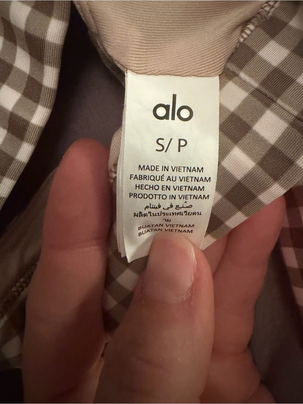 ALO Yoga SET Airlift Gingham Bralette & High-Rise Bike Shorts in Cream and Tan - Picture 4 of 10